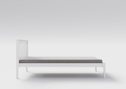 Weisses Jugendbett / Einzelbett aus massivem Buchenholz, 90x200 cm